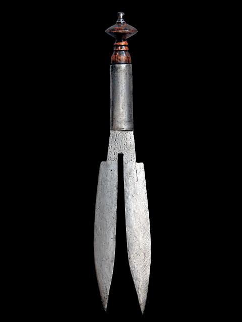 Couteau Bagirmi 01